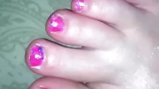 Pretty pink toes II