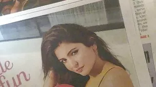 Cum tribute to Anushka Sharma