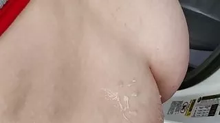 cumming on white girl booty