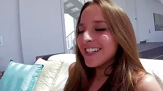 Freche Titten Amirah Adara schlüpfriger Sex und anal