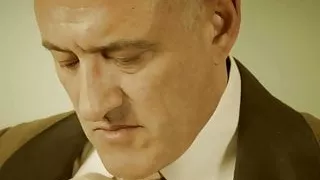 Britische MILF dominiert und pussyfucked