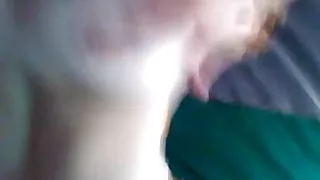 Die nasse Muschi meiner Frau ficken