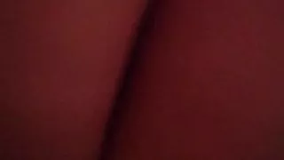 Sexiuke valosi dantis po chalatu nuoga putyte