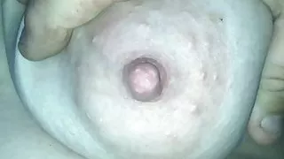 Saggy tit, Big nipple!