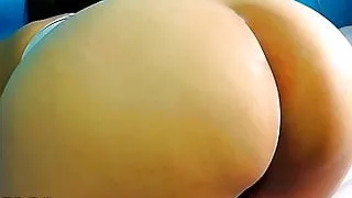 Morena Exhibe Las Nalgas 37