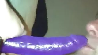 MILF ramms his asshole