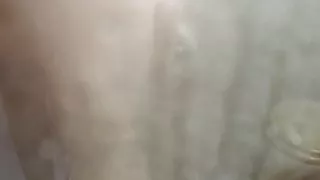 Sneaking on Sarah Schlacter in the Shower