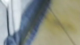 Schwarzer Schwanz am Gloryhole