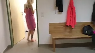 Sofie Steinfeld : Secretly filmed while showering