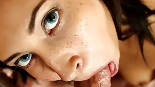 Perfect teen Jade deepthroats in pantyhose