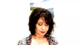 European GILF Nicolette 1.5