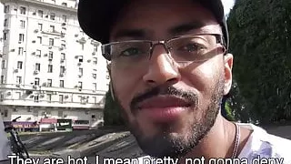 Spanisch Schwarz Latino Kerl Homosexuell für Pay auf Straßen POV