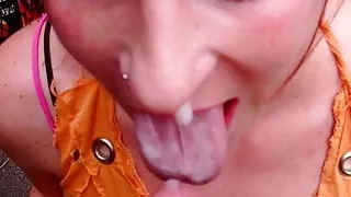 Ex Freundin Outdoor Blowjob mit Cumhot