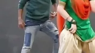 Hot dance of zareen Khan too sexy