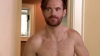 Trans-Latina schluckt Schwanz, bevor sie leidenschaftlich reitet