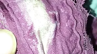 Schmutzige nasse Höschen meiner Frau