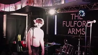 Aoife bombs at Queerspace