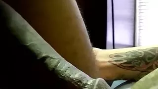 Amateur guys have a wanking and finger banging threesome