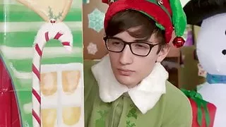 Round ass ebony babe with massive jugs fucks a nerdy elf