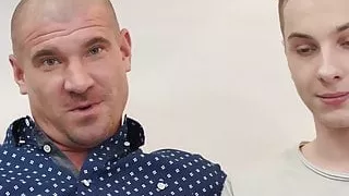 Masculine hunk pounds raw twink ass and gives big facial