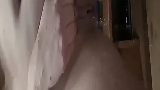 Amateur young squirting MILF