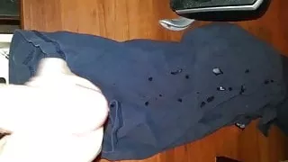 Redheads großer Cumshot von oben und unten