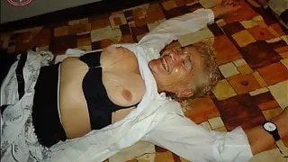 OmaGeil Slideshow With Grannies and Latinas