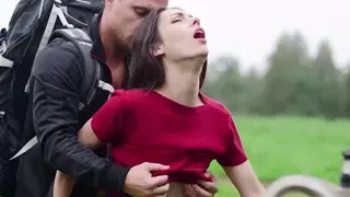 18 Virgin Sex -Sexy chick waits for help and a bright orgasm