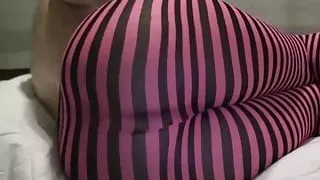 Raunchy sounding farts in leggings