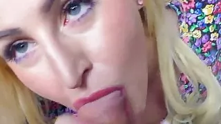 Naughty old man shagging curvy princess POV style