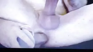 Riesiger Schwanz mit Dildo