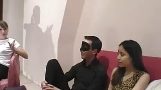 Betty Moon Französisch Asiatisch Amateur Gangbang