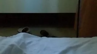 Kleine Titte rosa Nippel rot langhaarige jüdische Schönheit verbissen