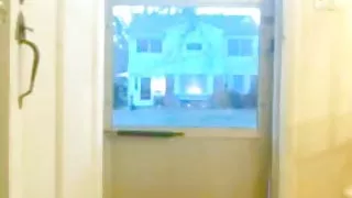 Ich blinkender Lieferjunge Großer Schwanz und Schwanzring Exhib