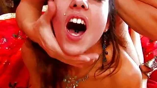 Angelic babe loves to get her pussy penetrated