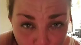 Snowbunny with a booty lets me spray in her mouth