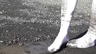 Mud white socks