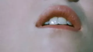 Une Vraie Jeune Fille