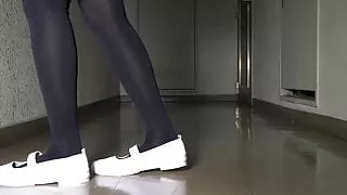 The sound of shoes rubbing the floor