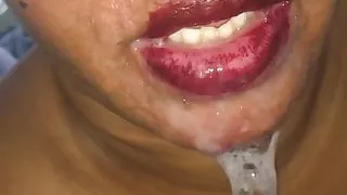 gicler dans la bouche d une pute black