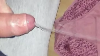 Cumming on her knickers