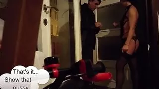 Husband films beautiful wife flashing pizza delivery guy