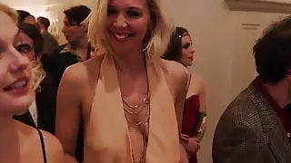 Anjelica Bosboom, Erika Smith & Maggie Gyllenhaal Nude & Sex