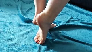 For footslave6662 Wife posing w. polished Nails