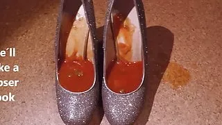 Chinese soup in High Heels