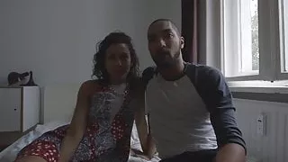 Freches Pärchen liebt Sex in der Öffentlichkeit