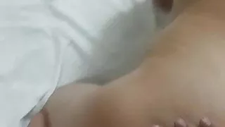 Depois do banho a vagabunda quer mais rola