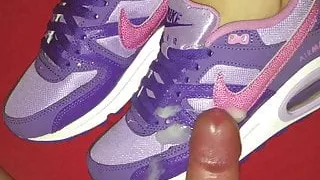 Nike Air Max Command Shoejob