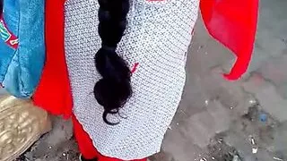 Tamil young  girl hot  view in bus stop (part 6)