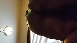 Riesiger Arsch bbwcd schüttelt Arsch